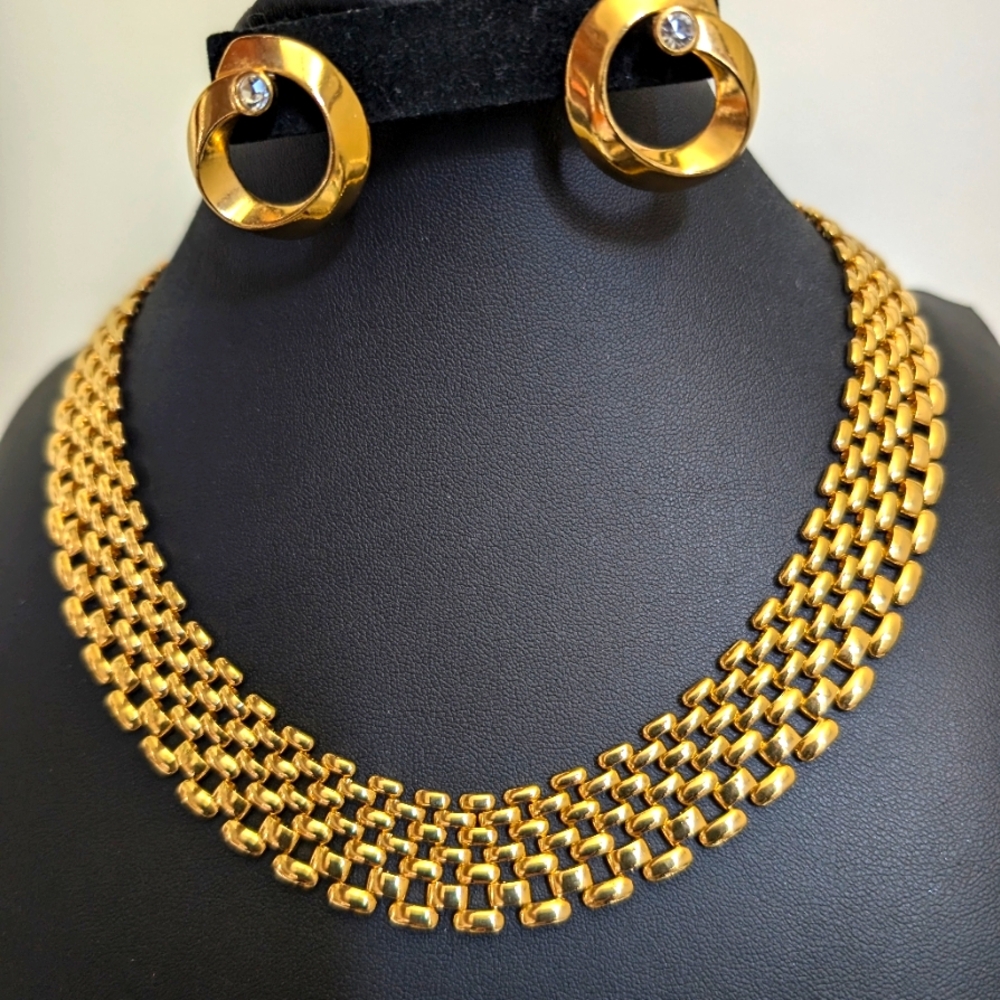 Elegant Vintage Signed Premier Gold Necklace and Earring Set 
Signed